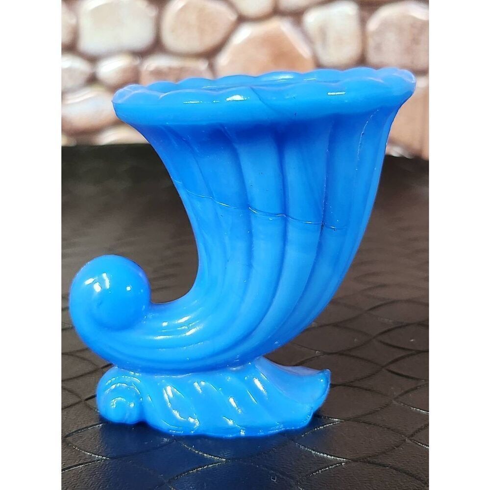 Vtg Blue Slag Glass Akro Agate NYC Vogue Merc Co. Toothpick Holder Cornucopia